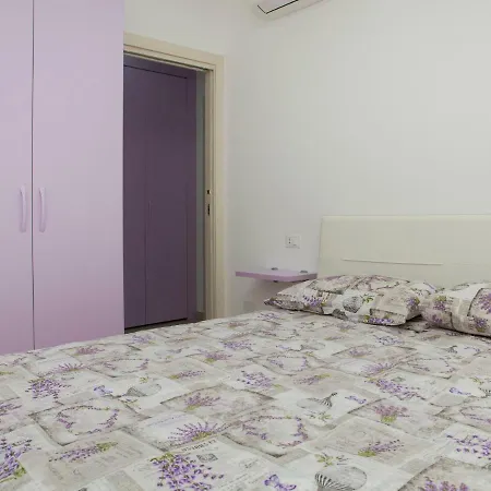 Corte Dei Castellari - In A Residential Area Close To The Sea Apartament *
