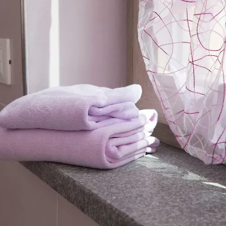 Corte Dei Castellari - In A Residential Area Close To The Sea Apartmán